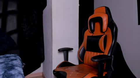 Lixie And Nte online show from 01.27.25