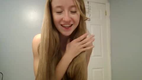 Snapshot of lexiebanks1111 chatting on 11.15.25 Cassy online show from 11.15.25