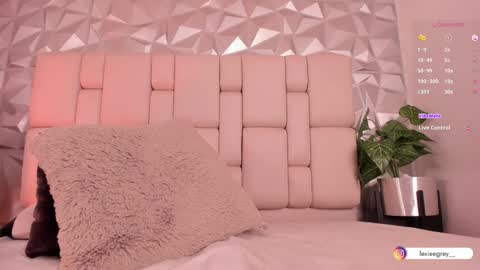 Lexie  online show from 01.27.25