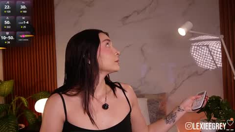 Lexie  online show from 06.04.26
