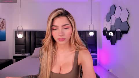 Lexie  online show from 05.11.26