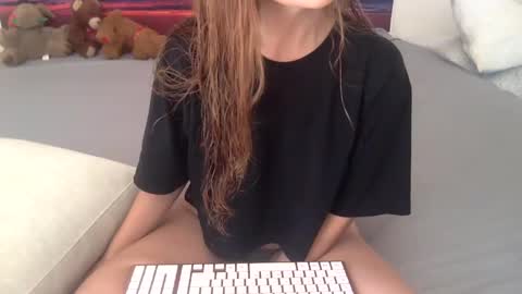 Alexia L. online show from 10.03.25