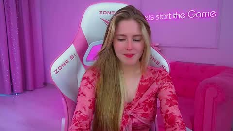 Snapshot of lexireadway chatting on 06.09.26 Lexi online show from 06.09.26