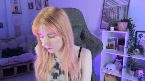 Lexi Wenford NO NUDE GODDESS online show from 03.04.25