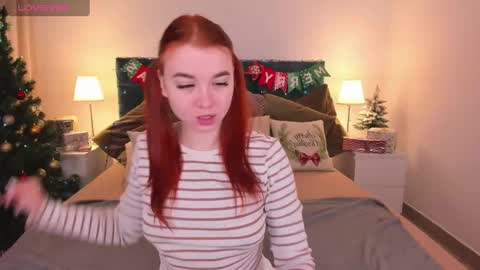 Snapshot of lexxxyone chatting on 12.28.24 lexxxyone online show from 12.28.24