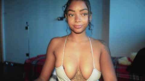 LEXY - Independent account online show from 04.22.26