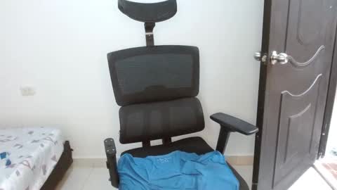 leydy_day online show from 02.27.26