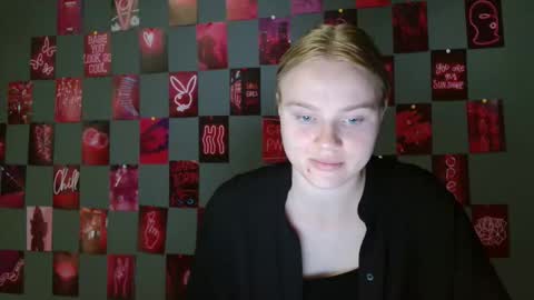 Leyla online show from 09.10.25