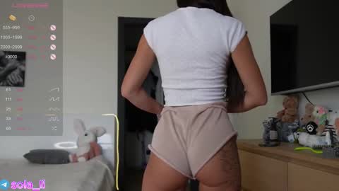 Leyla ly Ill be here Tuesday Thursday Friday Saturday Sunday online show from 10.16.25