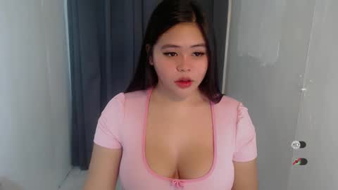 Snapshot of lhara_cumming chatting on 02.17.26 LHARA online show from 02.17.26