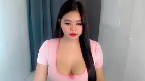 Snapshot of lhara_cumming chatting on 02.26.26 LHARA online show from 02.26.26