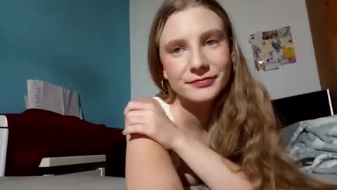 lia06_ online show from 01.06.26