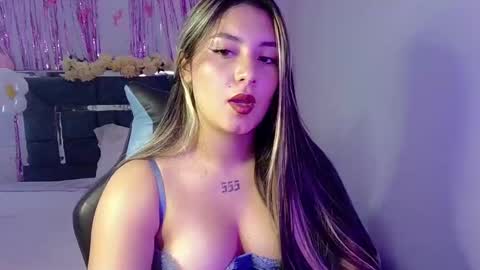 Lia  online show from 10.02.25