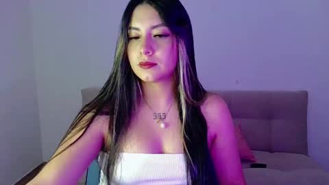 Lia  online show from 04.21.26