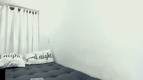 Lia y Felipe --  online show from 12.28.24