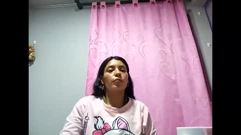 Snapshot of lia_hottie chatting on 01.17.25 Lia online show from 01.17.25