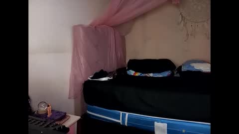 Snapshot of lia_hottie chatting on 01.25.25 Lia online show from 01.25.25