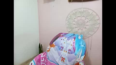 Snapshot of lia_hottie chatting on 01.31.25 Lia online show from 01.31.25