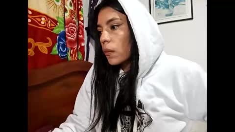 Snapshot of lia_hottie chatting on 02.27.25 Lia online show from 02.27.25