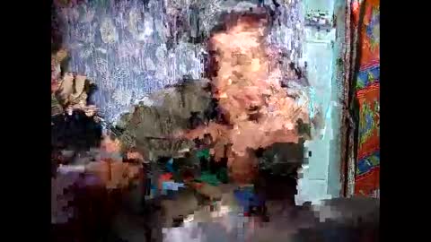 Snapshot of lia_hottie chatting on 10.27.25 Lia online show from 10.27.25