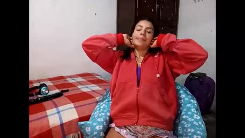 Snapshot of lia_hottie chatting on 11.26.25 Lia online show from 11.26.25