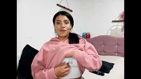 Snapshot of lia_hottie chatting on 02.24.26 Lia online show from 02.24.26