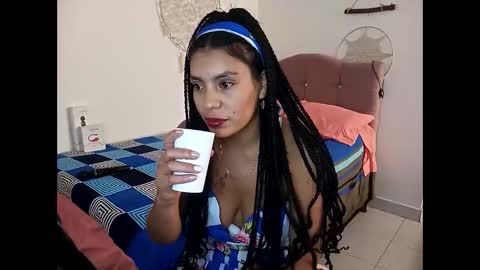 Snapshot of lia_hottie chatting on 04.16.26 Lia online show from 04.16.26