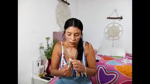 Snapshot of lia_hottie chatting on 04.28.26 Lia online show from 04.28.26