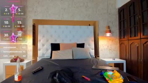 Snapshot of lia_johnnson chatting on 03.02.25 Lia online show from 03.02.25