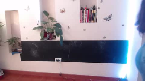 Lia Mitch online show from 01.11.25