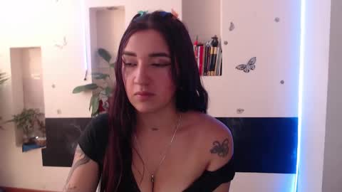 Lia Mitch online show from 01.22.25