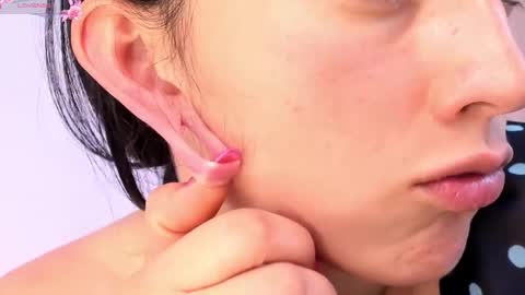 Snapshot of lia_queen610 chatting on 02.12.25 Little Queen Lia online show from 02.12.25