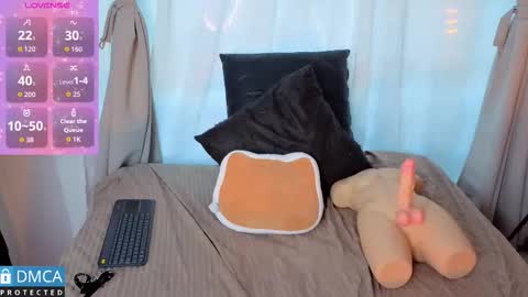 lia summer1 online show from 11.12.25