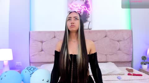 Snapshot of liaa_18 chatting on 01.19.25 Liaa online show from 01.19.25