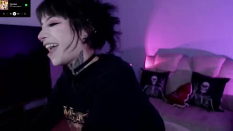 Liaa  online show from 11.28.25