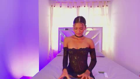 Snapshot of liaa_taylor1 chatting on 02.14.26 Lia online show from 02.14.26