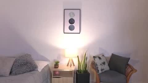 Lia  online show from 11.29.25