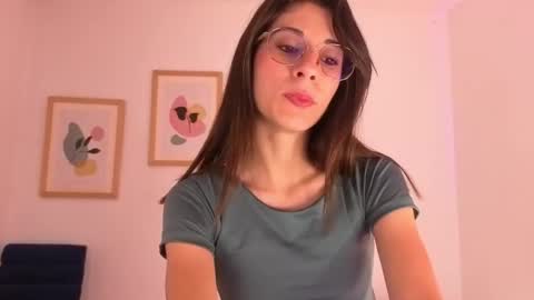 Lia  online show from 01.10.26