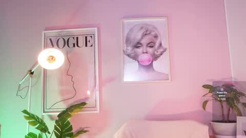 Lia  online show from 03.06.26