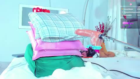 Antonela online show from 04.30.26