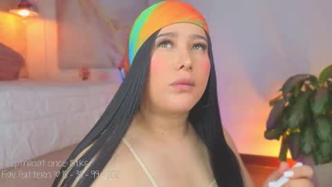 Lia Cox online show from 10.31.25