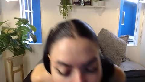 Snapshot of liafaith chatting on 11.23.25 LIA online show from 11.23.25