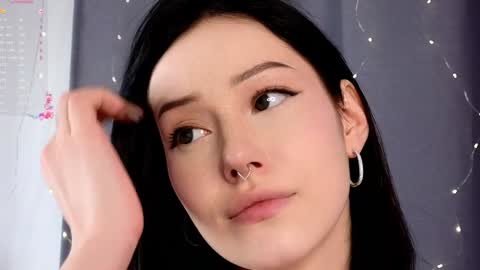 Snapshot of liaglamour chatting on 01.14.25 Lia online show from 01.14.25