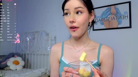 Snapshot of liaglamour chatting on 02.12.25 Lia online show from 02.12.25