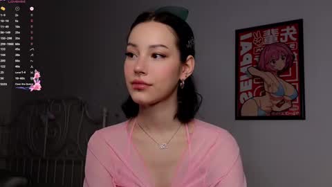 Snapshot of liaglamour chatting on 02.19.25 Lia online show from 02.19.25