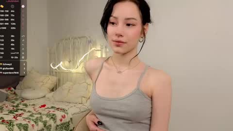 Snapshot of liaglamour chatting on 03.11.25 Lia online show from 03.11.25