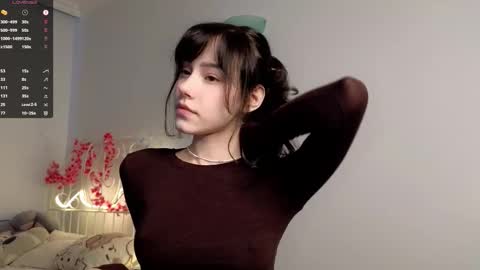 Lia  online show from 02.22.26