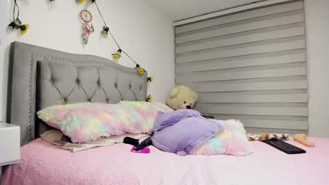 Lia  online show from 03.11.25