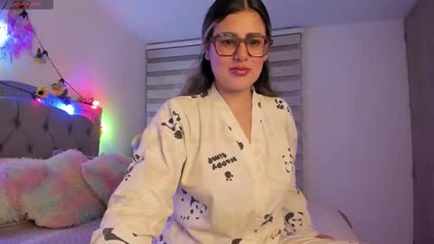 Lia  online show from 02.21.26