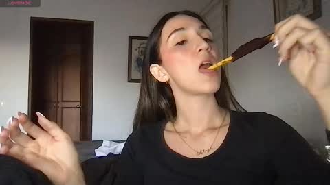 Snapshot of liahrommie chatting on 02.25.26 Amy online show from 02.25.26